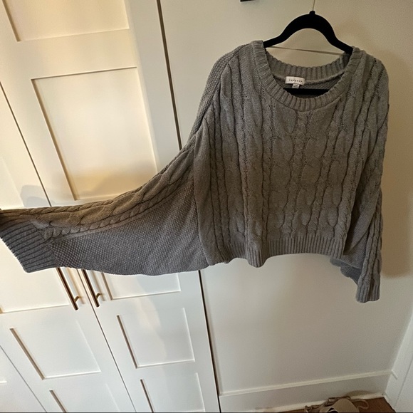 🛍️Topshop Cable Knit Crew Neck Cropped Sweater M/L in BatWing Sleeves - Picture 8 of 10